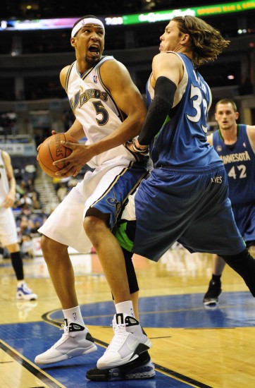 和不屈的斗 和不屈的斗